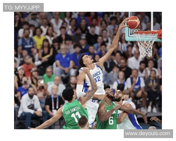 文班亚马31分14板4助3断6帽！单节15分迸发 生计首获局面三连胜